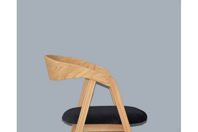 Krzesło dębowe Guru model 118