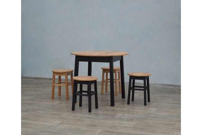 Stół kuchenny + taborety