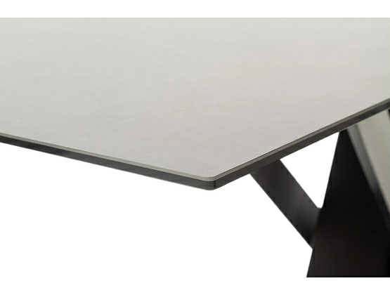Stół ze szklanym blatem model Massaro